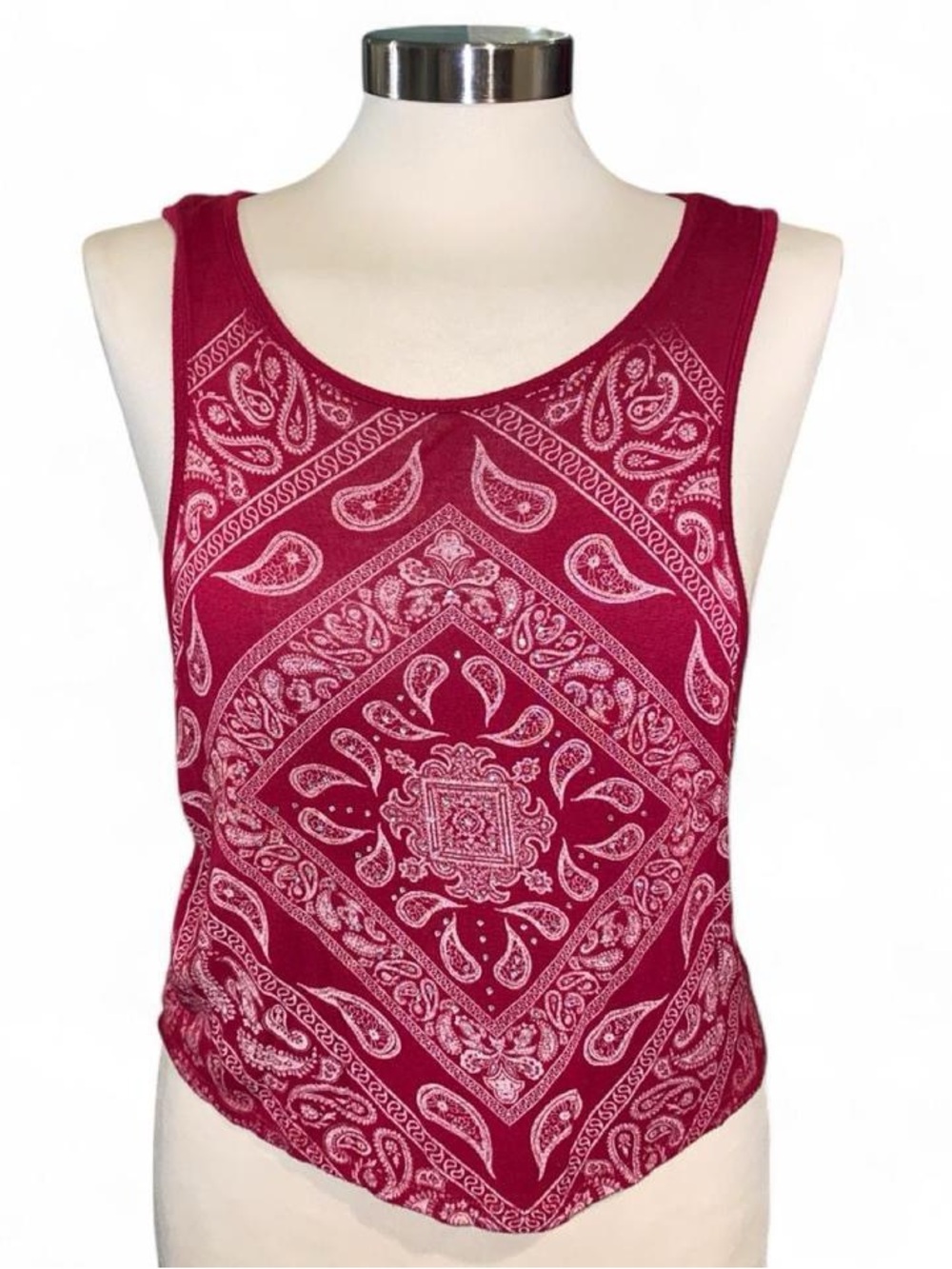 Women's Sleeveless Bandana Print Tank Top - Wine